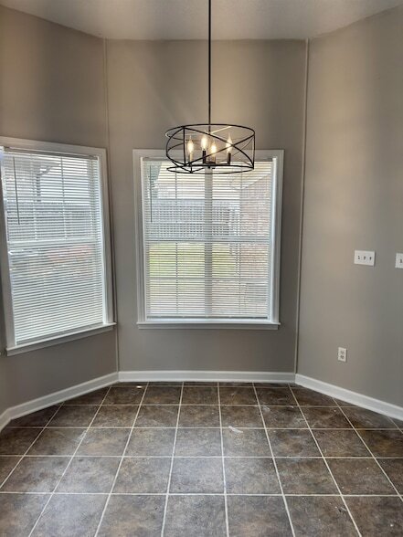 Foto del edificio - 1237 Travers Ln