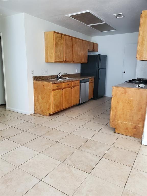 Foto del edificio - 5315 Gayla Ln