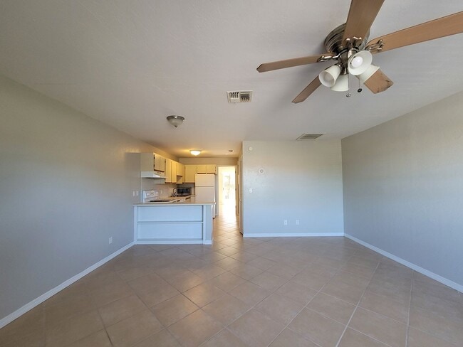 Building Photo - 4513 SW 8th Ct