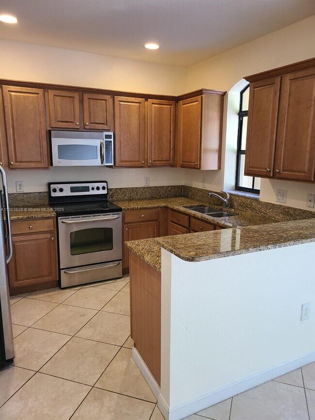Foto del edificio - 10283 NW 30th Terrace