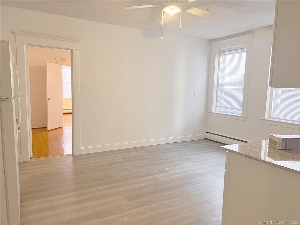 Primary Photo - 206 St John St