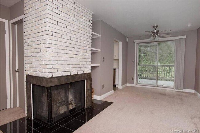 Building Photo - 29 Van Buren Ave