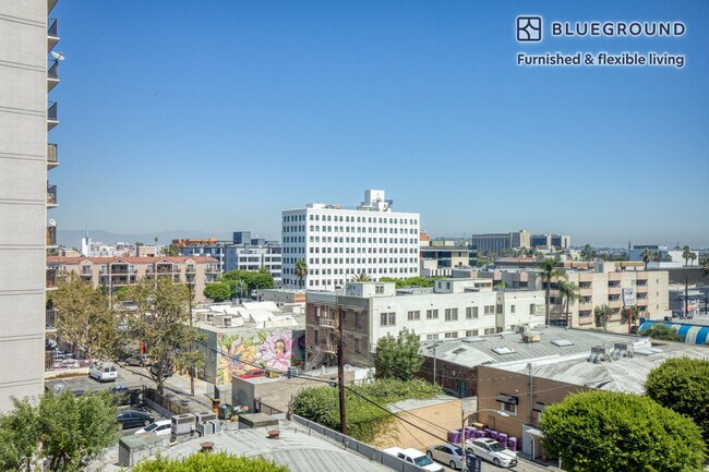 Foto del edificio - 636 Pacific Ave