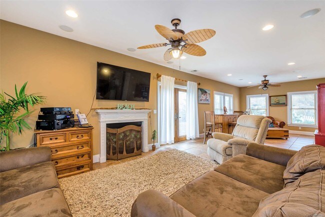 Foto del edificio - 2064 Pacific Blvd