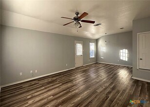 Building Photo - 2710 Ashley Dr