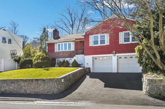 Foto del edificio - 846 Hartsdale Rd