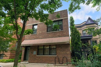 Building Photo - 1246 W Bryn Mawr Ave