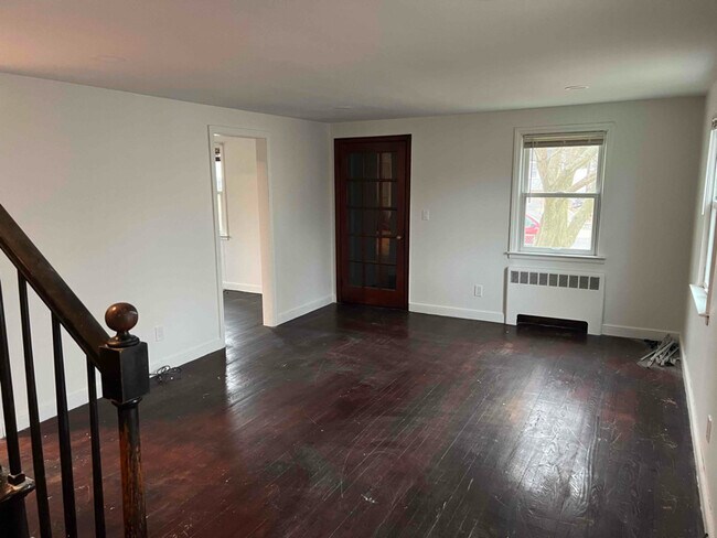 Building Photo - 436 Beechmont Ave
