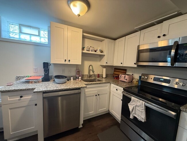 Foto del edificio - 250 6th Ave N