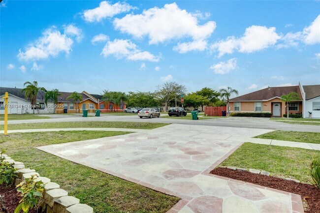 Foto del edificio - 11605 SW 147th Ter