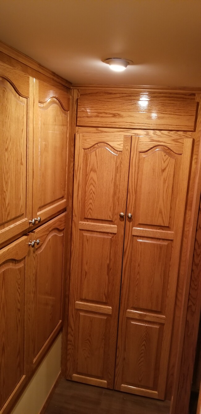 Pantry Cabinets - 226003 Swan Ave