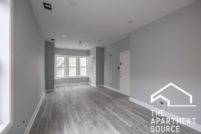 Building Photo - 1307 N Lawndale Ave