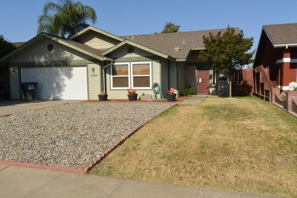 Foto principal - 3 Bedroom 2 Bathroom Golden West school di...