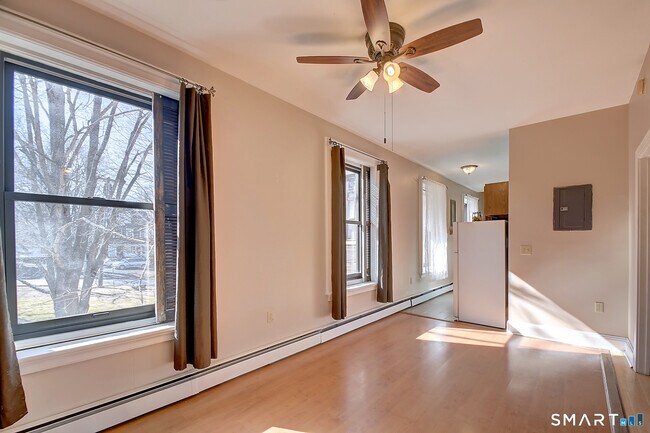 Building Photo - 26 Greene Ave