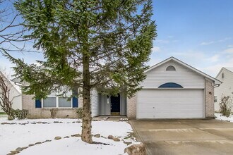 Building Photo - 7645 Blue Willow Dr