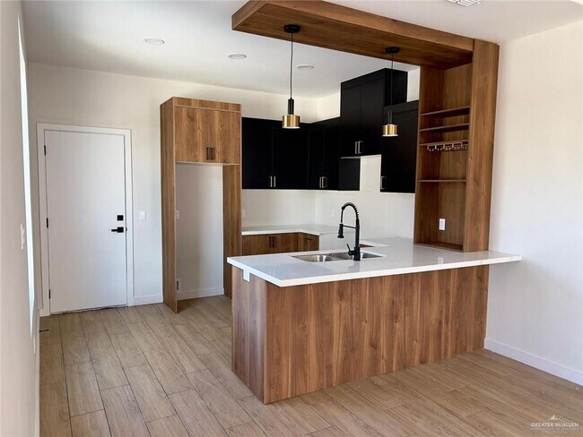 Foto del edificio - 7 S Michigan St