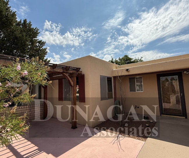 Foto del edificio - 8/28 @2:25 PM SCHEDULED SHOWING!!