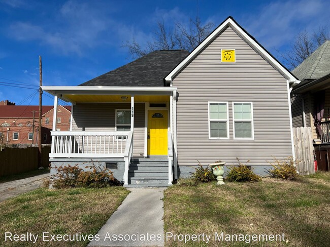 Building Photo - 2 br, 1 bath House - 119 East Oldham Avenue