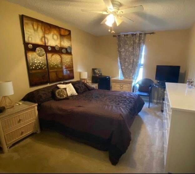 Foto del edificio - 338 SW Tulip Blvd