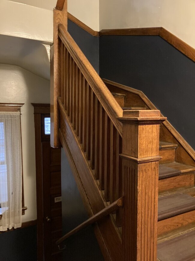 Foto del edificio - 2223 W Iowa St