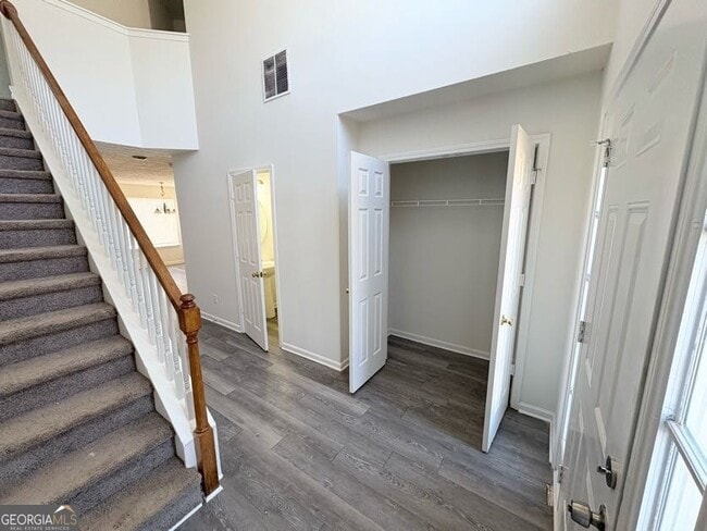 Building Photo - 1730 Bennett Dr