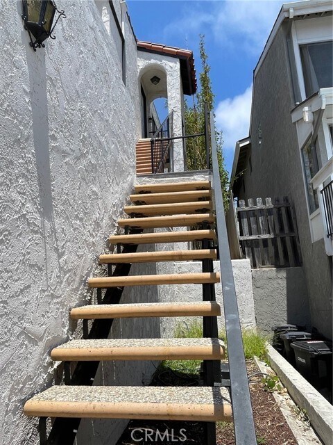 Foto del edificio - 34442 Via Espinoza