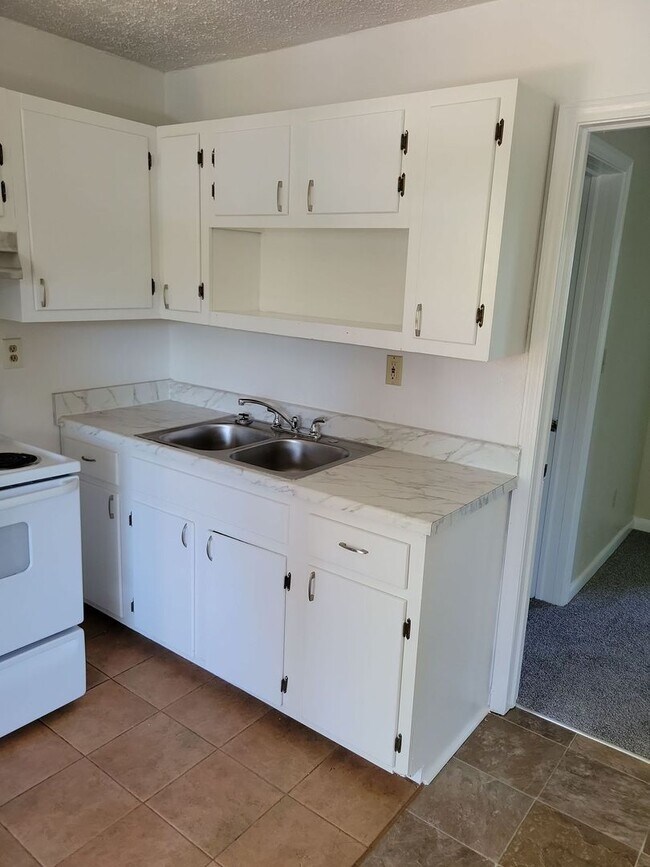 Foto del edificio - 11th Bay Colonies