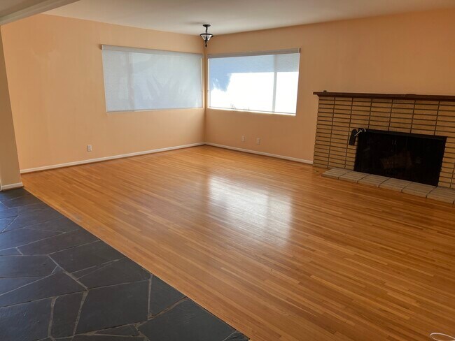 Building Photo - 30731 Tarapaca Rd