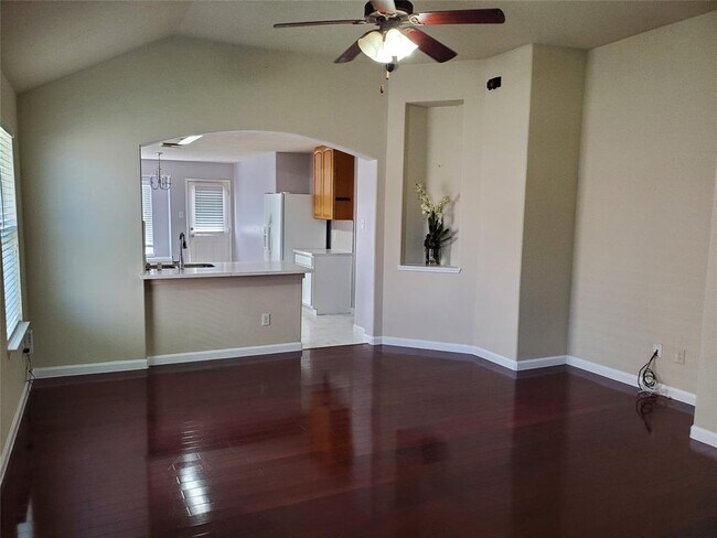 Foto del edificio - 9611 Drummond Cliff Ln
