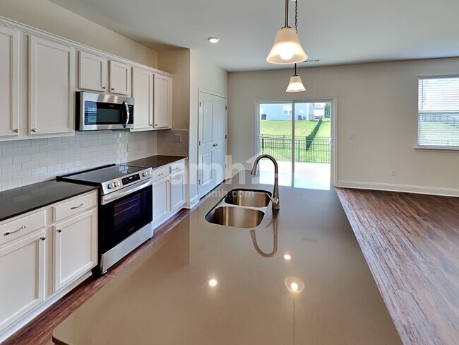 Foto del edificio - 5317 Virtue Ave