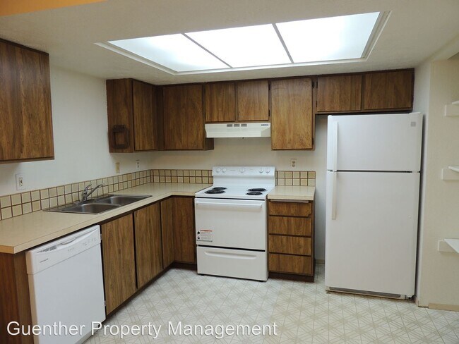 Foto del edificio - 1030-1030 E Providence Ave