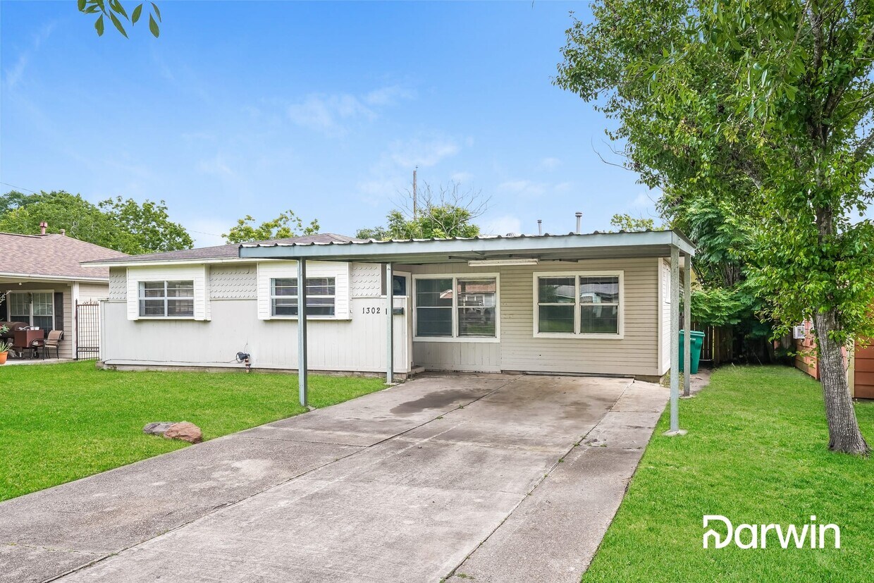 Primary Photo - 1302 Aberdeen Rd
