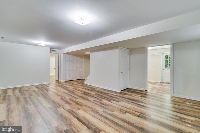 Building Photo - 11260 Bear Woods Pl