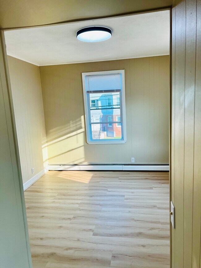 Foto del edificio - 1303 Cranston St