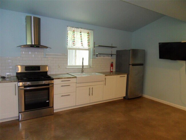 Foto del edificio - 1309 Singleton Ave