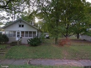 Building Photo - 1301 Cone St