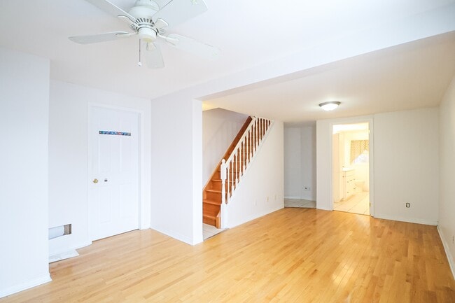 Building Photo - 1230 Notting Hill Ave