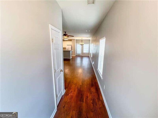 Foto del edificio - 1561 Rachel's Ridge NW