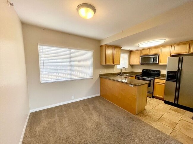 Foto del edificio - Beautiful 2BD/2BA Condo With Two Parking Spaces in PB