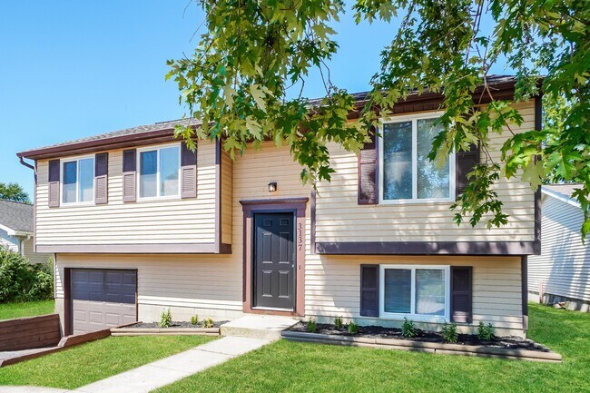 Foto del edificio - 3137 Dewbourne Dr