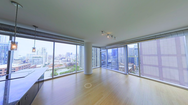 Building Photo - 149 W Kinzie St