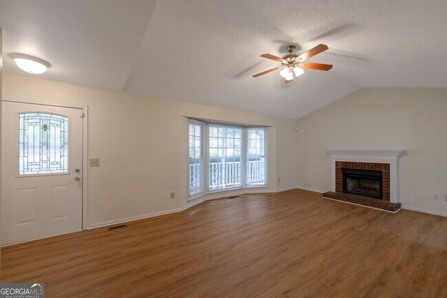 Building Photo - 5249 Cherry Hill Ln