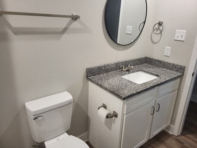 Bathroom - 1503 S Bailey St