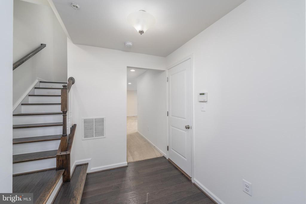 Foto principal - 3223 Clear Spring Dr