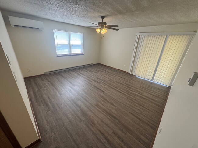 Foto del edificio - 320 6th St