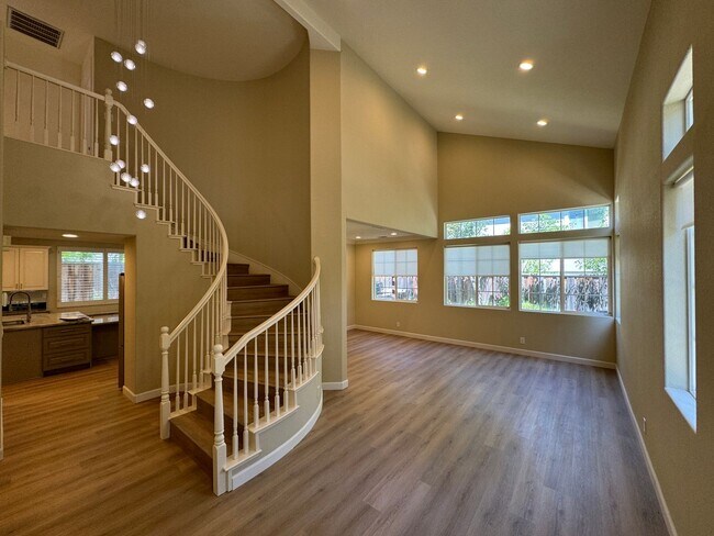 Photo - Gorgeous Two-Story with Solar Located at t... House