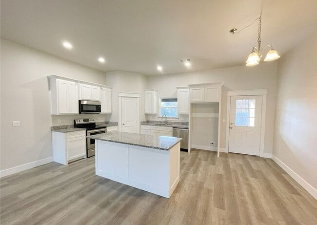 Foto del edificio - Stunning 4bd 2ba house in Silo School Dist...