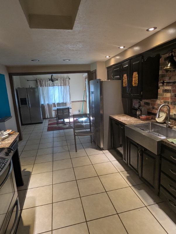 Foto del edificio - 557 Murray Hill Dr