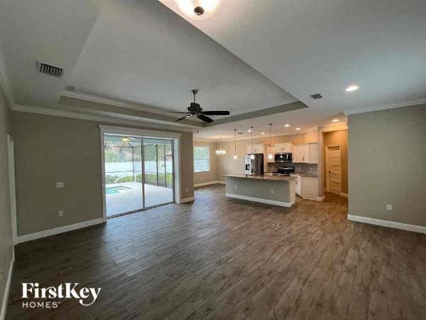Foto del edificio - 4099 Carver St