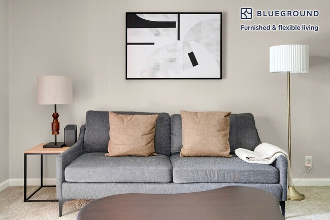 Building Photo - 350 Budd Ave